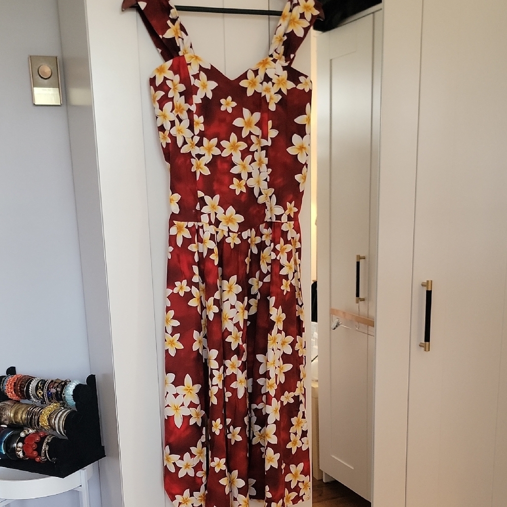 Floral Sleeveless Dress - Red and White